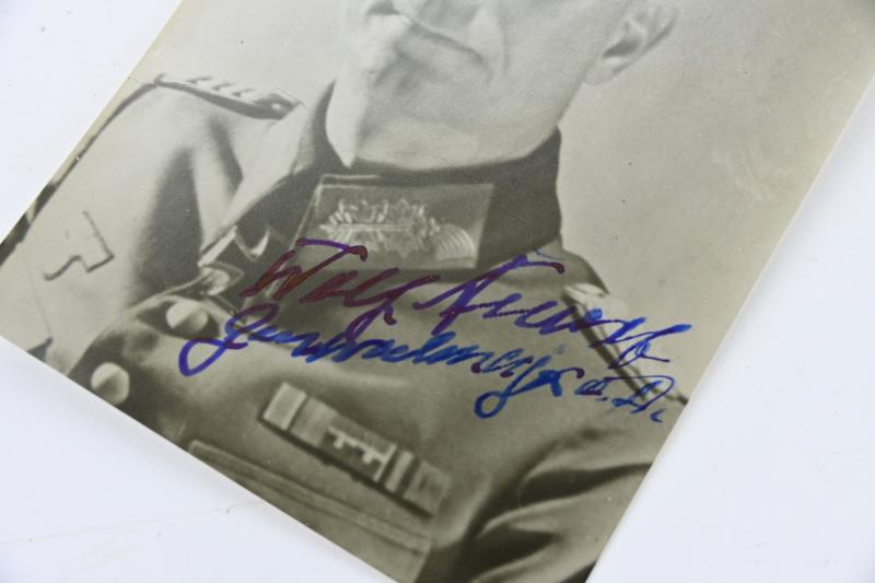 Signature of Wehrmacht Heer KC Recipient 'Wolf Ewert'