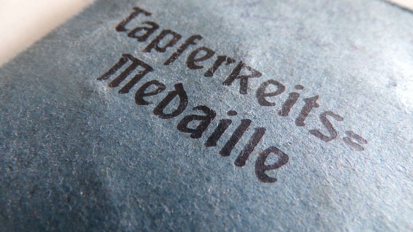 Emperial 1912 Colonial Medal