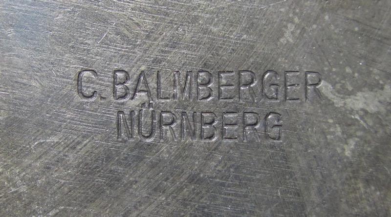 Superb, commemorative N.S.K.K.-related plaque (ie. 'Erinnerungs- o. nichttragbare Auszeichnungsplakette') showing two N.S.K.K.-vehicles and text: '1. Orientierungsfahrt der Motor-Standarte 78 - 1937'