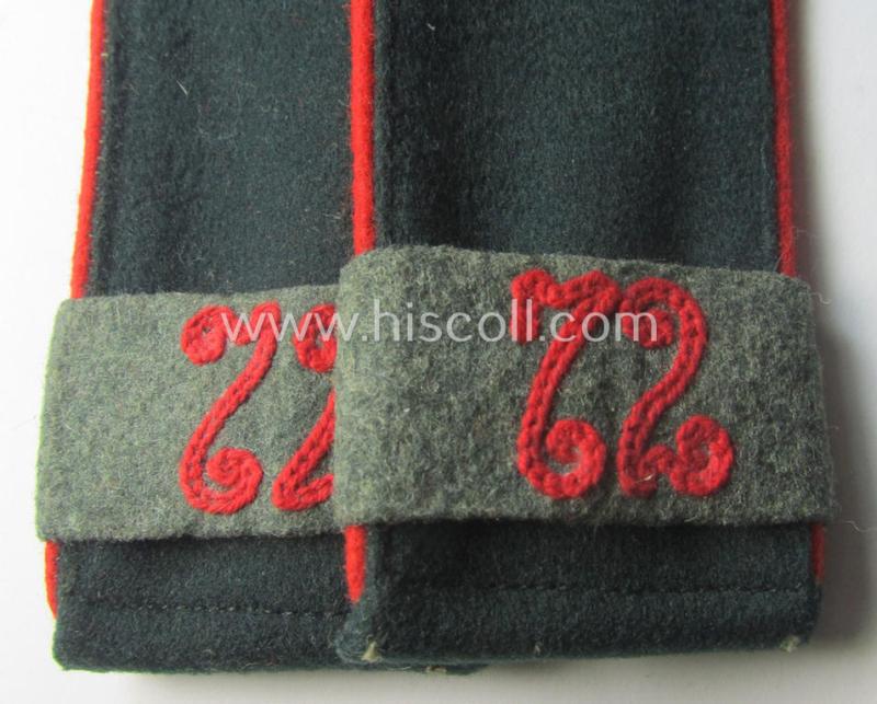 Pair of WH (Heeres) 'M36 o. M40'-pattern, EM-type shoulderstraps with its accompanying 'Überschube'-pair: 'Sld. des Art.-Rgts. 72'