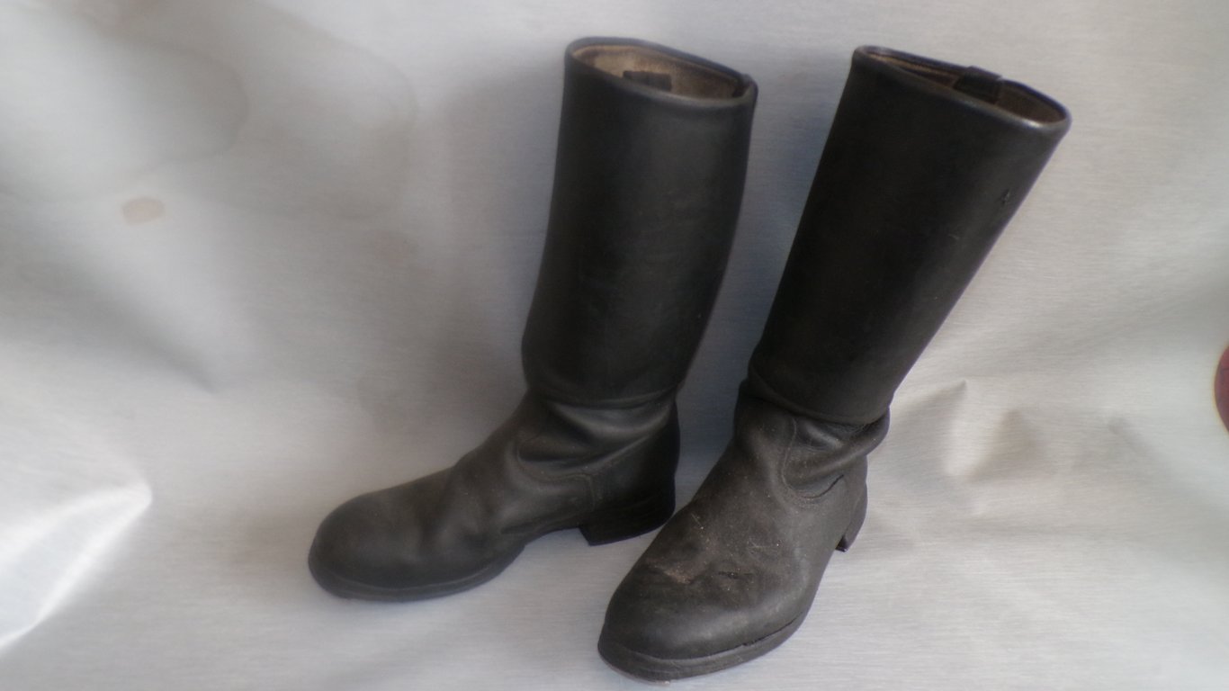 Early Marching Boots (Knobelbecher)