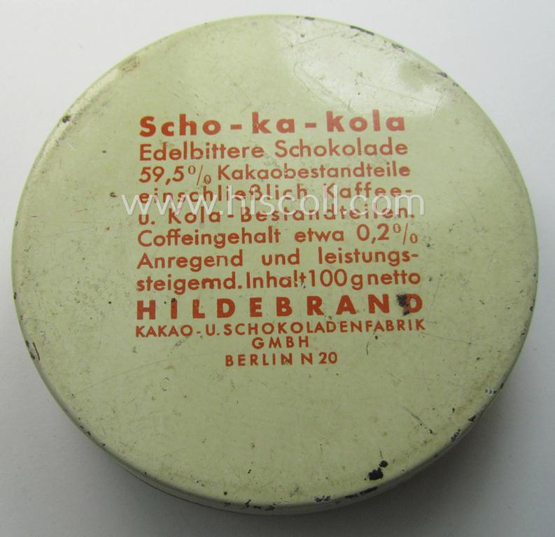 WH (emergency) chocolate ration-tin of the make: 'Scho-ka-kola' - 'Wehrmacht-Packung' being of the desirable 'variant'-pattern showing the 'Reichsadler'-sign on its front and that comes in an overall very nice condition