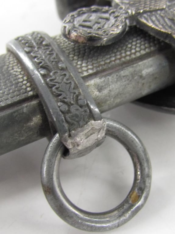 Unmarked Wehrmacht Heer dagger with Porte Pé