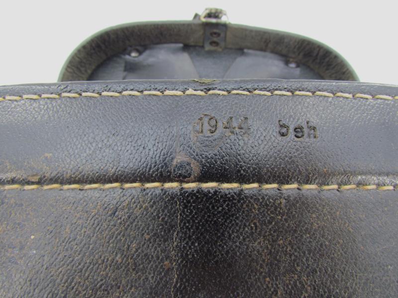 Kriegsmarine Binoculars in Case 7×50 beh 1944