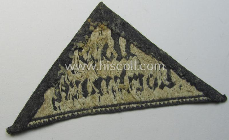 'HJ' ('Hitlerjugend') ie. 'BDM' ('Bund Deutscher Mädel'-) district-triangle (ie. 'Gebietsdreieck') entitled: 'Nord Nordmark' being a moderately used- ie. worn example that misses its paper-based 'RzM'-etiket