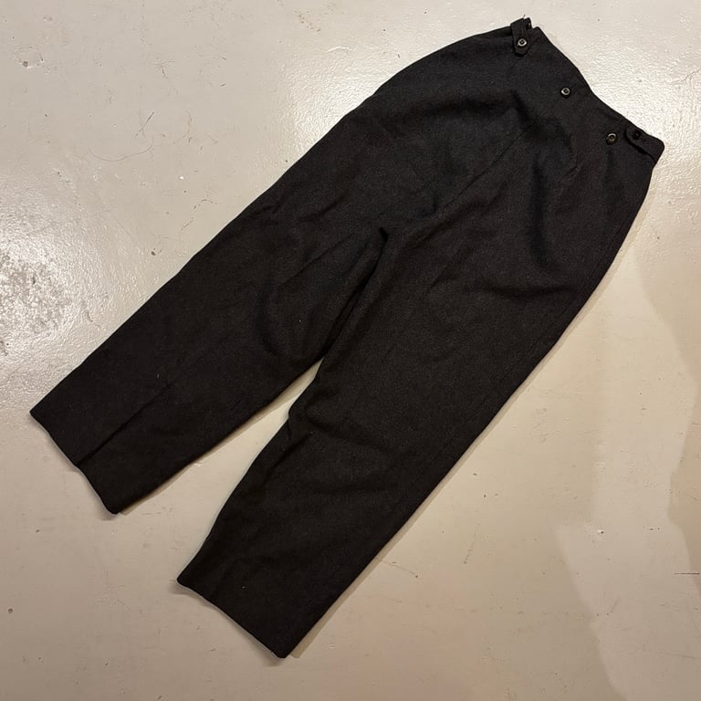 LW Flakhelferin trousers