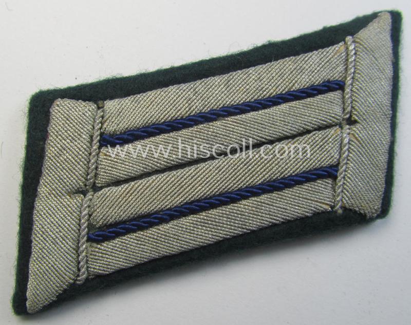 Pair of WH (Heeres) collar-tabs (ie. 'Kragenspiegel'): 'Offizier o. Arzt der Sanitäts-Trpn.'