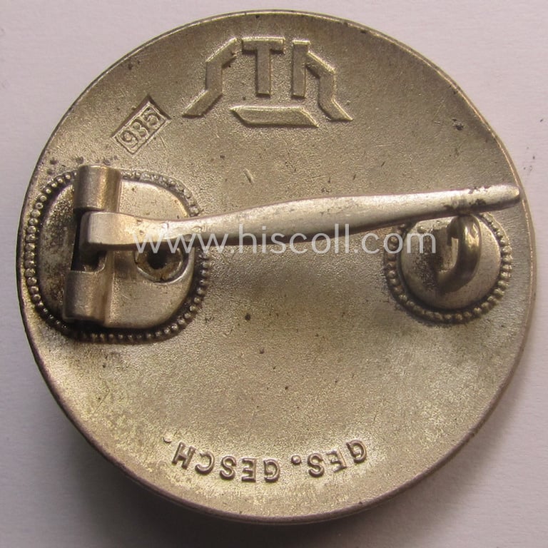 Enamelled lapel-pin: 'Der Stahlhelm' - Bund der Frontsoldaten (Sta) - Eintrittsabzeichen 1930' being a non-engraved example that comes in an overall very nicely preserved condition