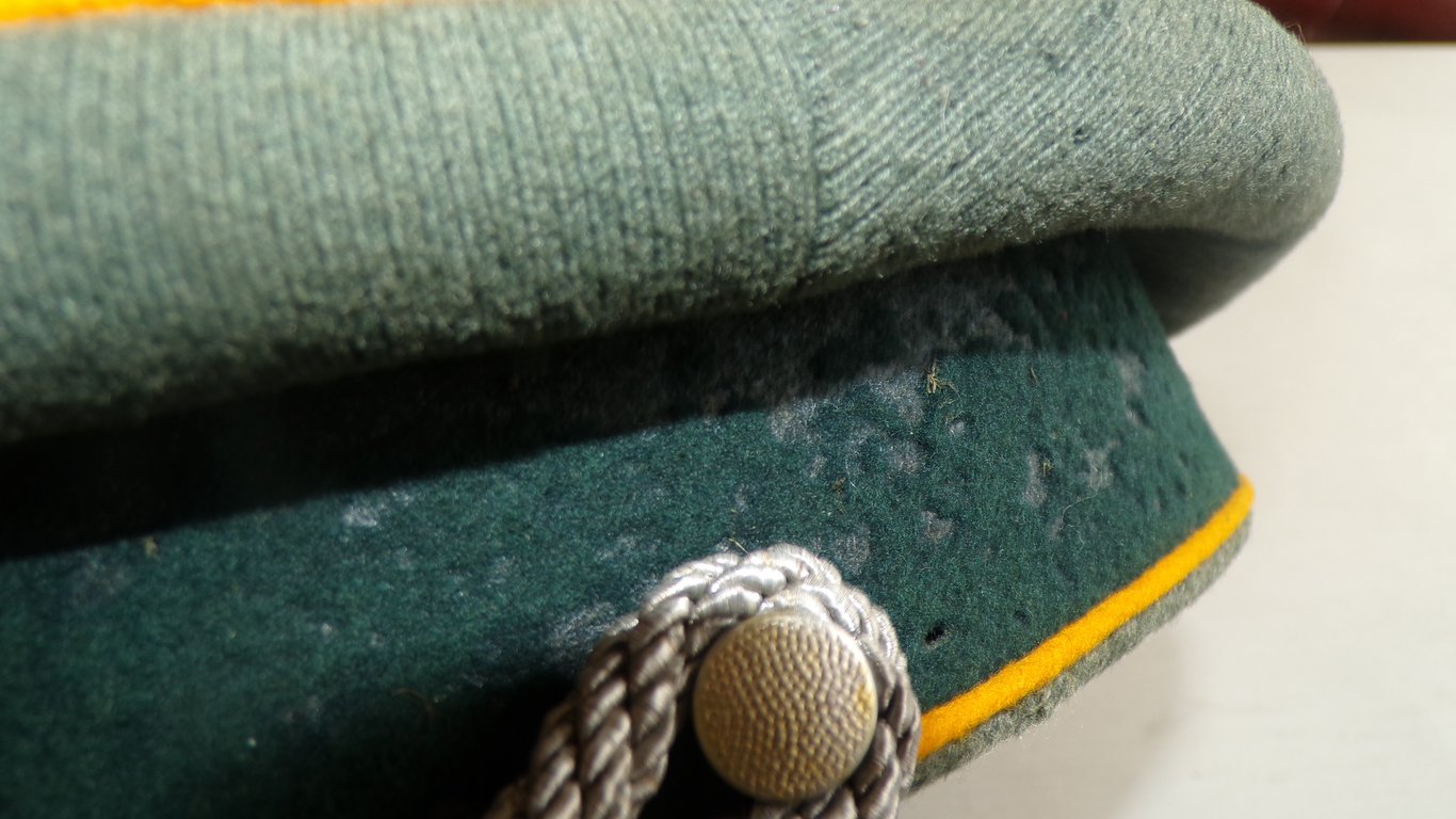 reissued Austrian Cavalry tunic of a Hauptmann 2