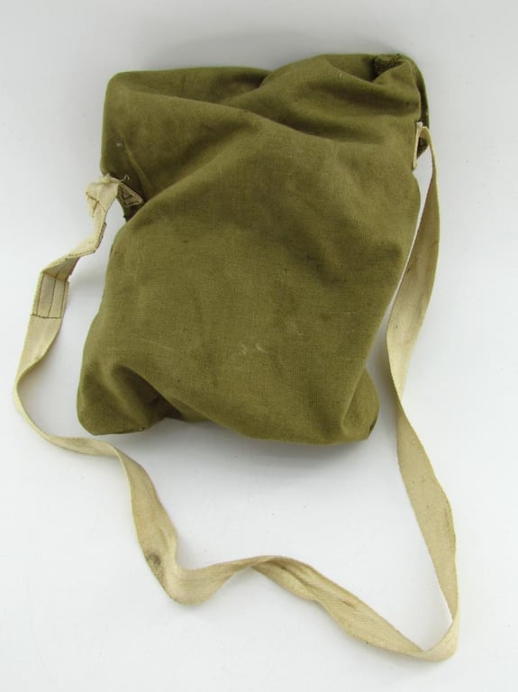 British WWII Civil Defence(Police/Fire service,Wardens) Gasmask & Carrying bag