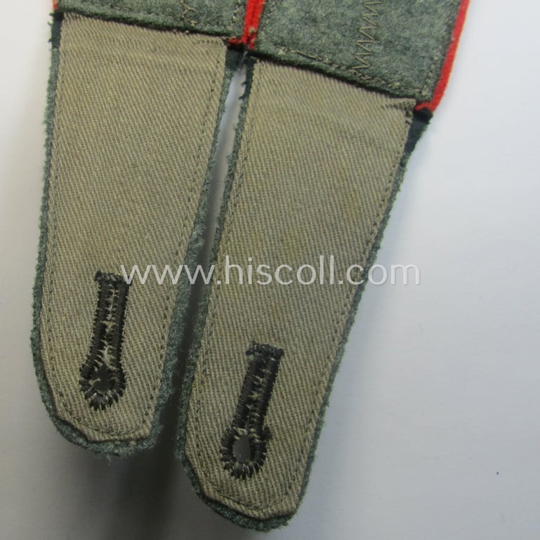 Pair of early- (ie. pre-) war-period WH (Heeres) 'M36'- (ie. 'M40'-) pattern (rounded-style) 'cyphered', EM-type shoulderstraps as was intended for a: 'Soldat u. Mitglied des Art.-Beobachtungs-Abtlgs. 20'