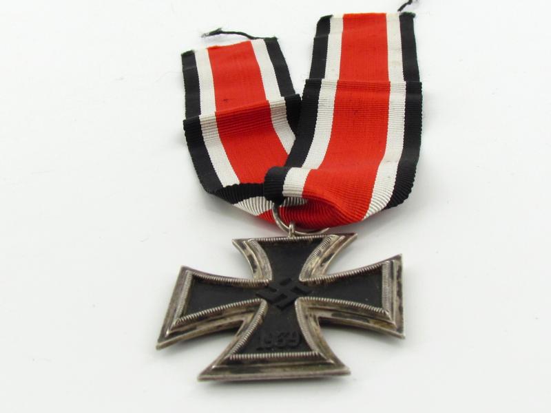 WH/SS Iron Cross Second Class ( EK2 ) Unmarked