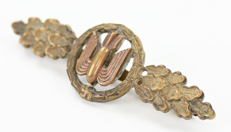 German LW Bomber Squadron Clasp in Bronze