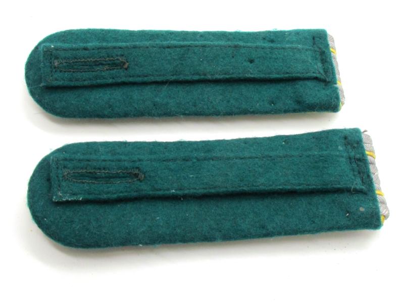 Wehrmacht Feldpost officer’s insignia in rank Feldpostsekretär