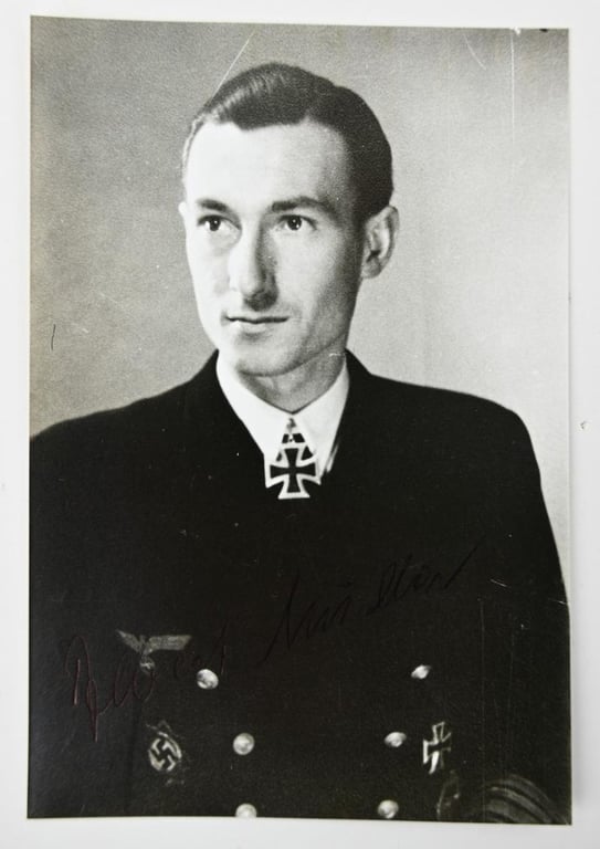 Signature of Kriegsmarine KC-Recipient 'Albert Muller'