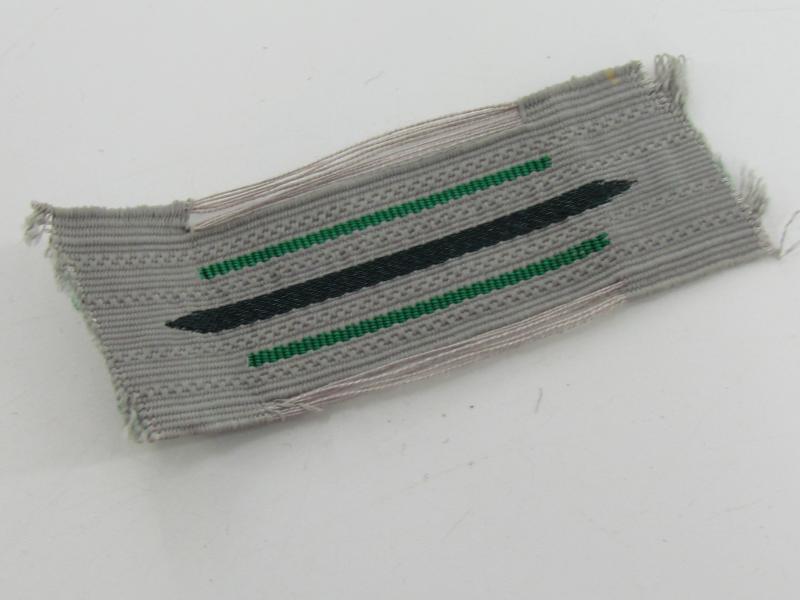 Single Bevo Wehrmacht ( Heer ) Gebirgsjäger Collar Tab