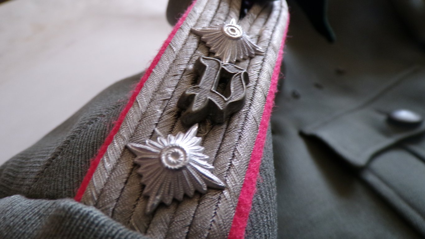 MINT Feldbluse Hauptmann d.R. Panzerjäger