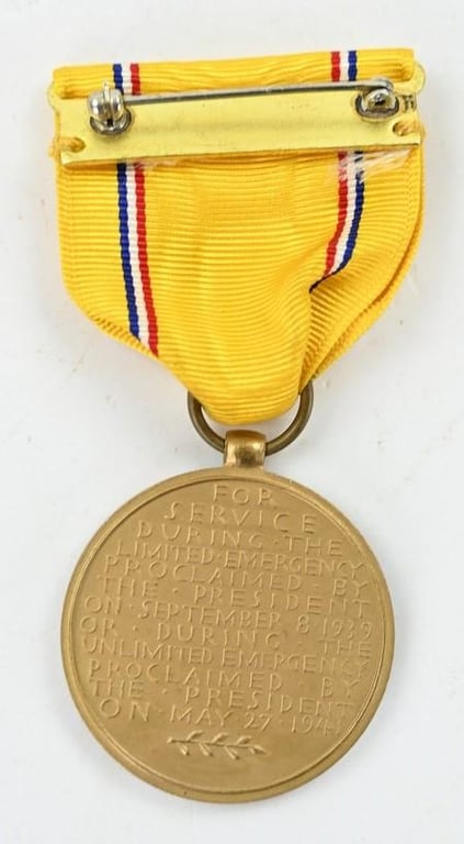 US WW2 American Defense Medal in Case