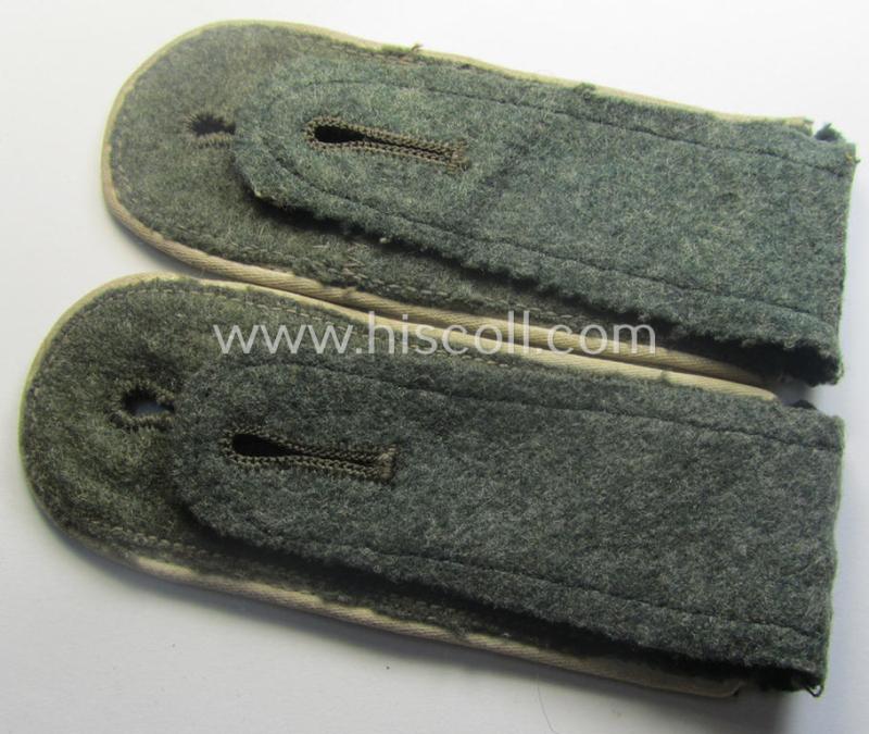 Pair of WH (Heeres), early- (ie. pre-) war-period- (ie. 'M40'-pattern) EM-type shoulderstraps: 'Soldat der Infanterie-Trpn.'