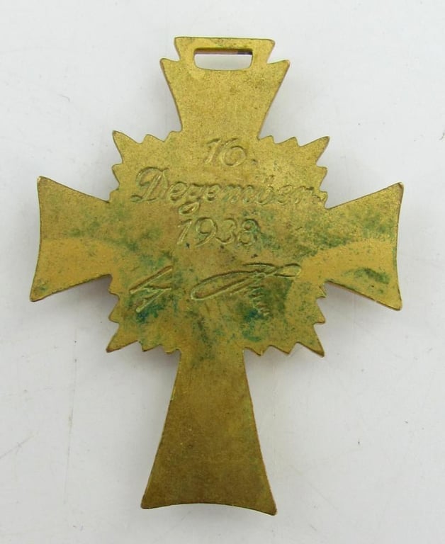 German Mothers Cross in Gold