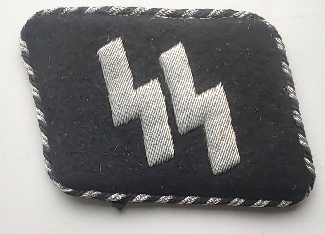 Waffen-SS NCO (LSSAH) collar tab