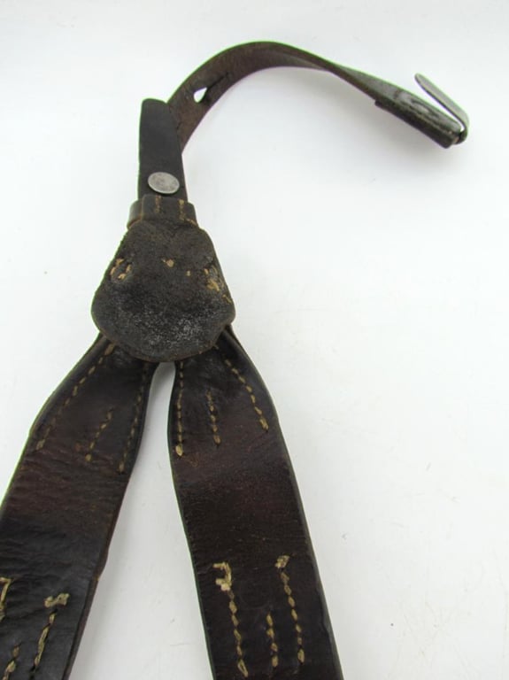 Wehrmacht leather Y-straps ‘Koppeltragegestell’
