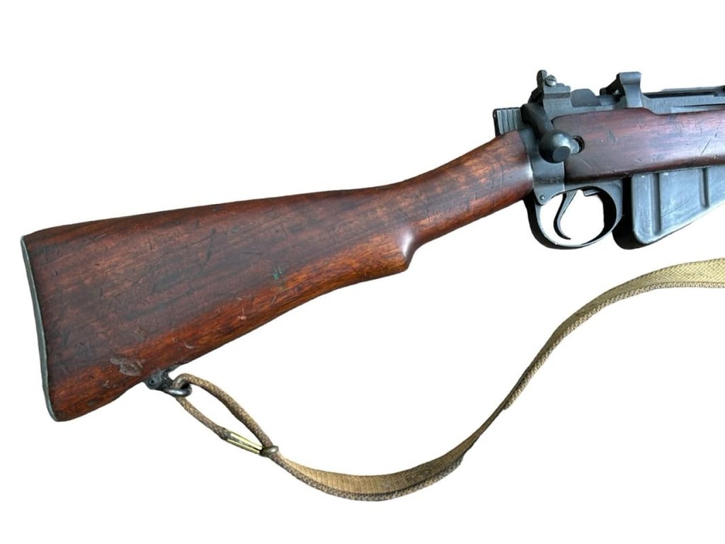 Deactivated Lee-Enfield no4 mk1* Canadian Longbranch made 1942