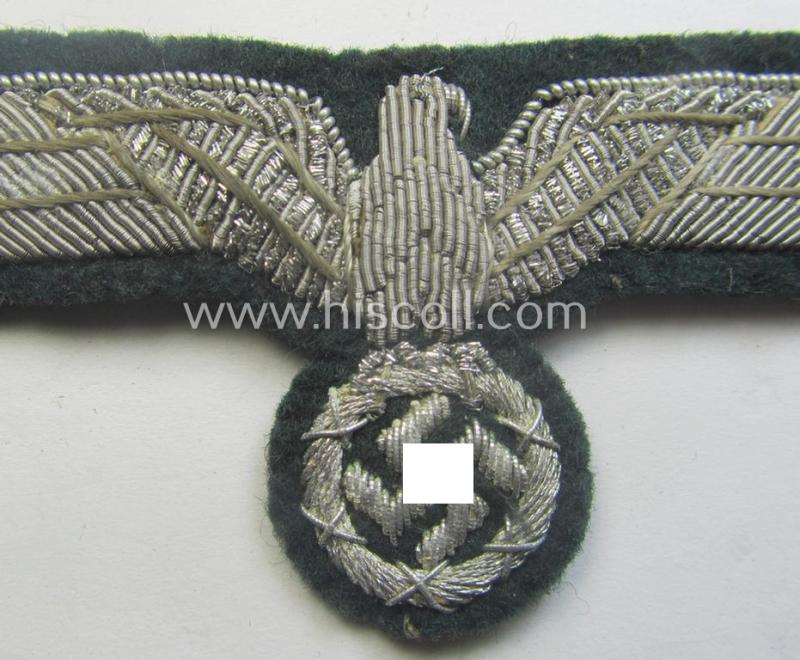 WH (Heeres) officers'-type, hand-embroidered breast-eagle (ie. 'Brustadler für Offiziere') as was executed in bright-silverish-coloured braid as was intended for usage on the various officers'-pattern tunics