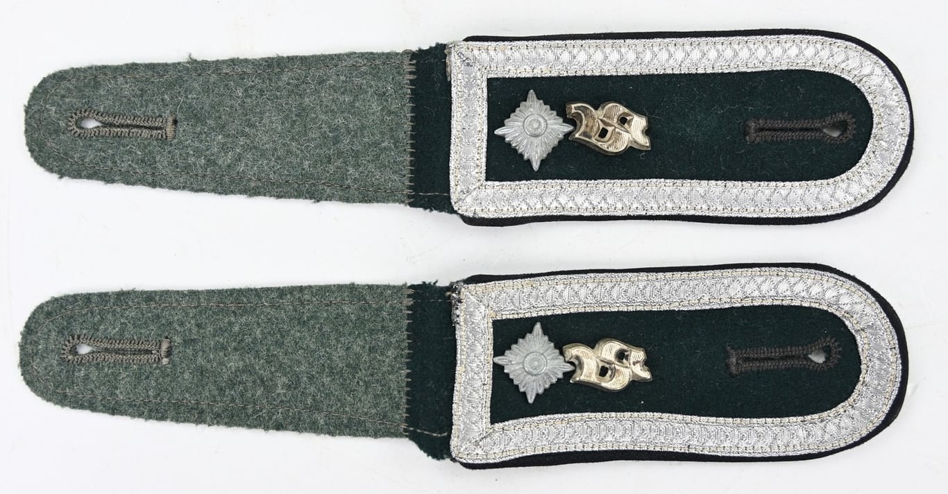 German WH NCO Pioneer Shoulderboards