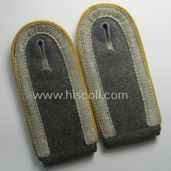 Moderately used- and/or worn, pair of WH (Luftwaffe)...