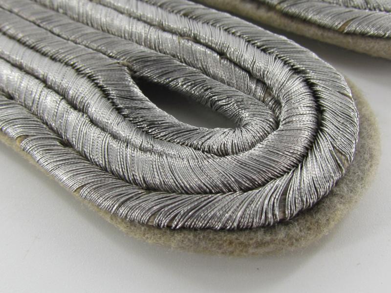 WH (Heer) Propaganda Company Shoulder Boards...Rare