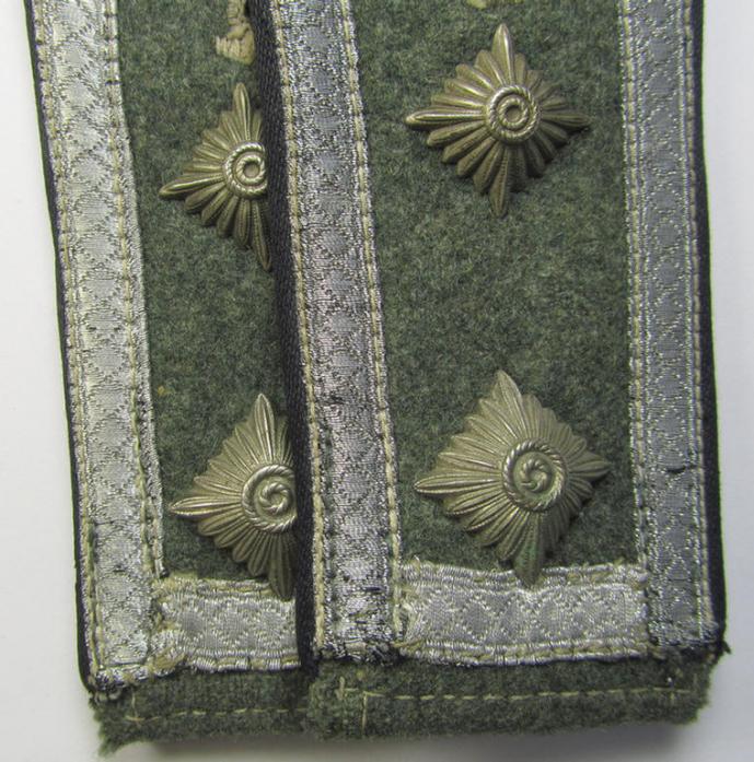 Fully matching, WH (Heeres), I deem mid-war-period- (ie. 'M43'-pattern-) NCO-type shoulderstraps as piped in the black-coloured branchcolour as was intended for - and/or used by! - an: 'Oberfeldwebel der Pionier-Truppen'