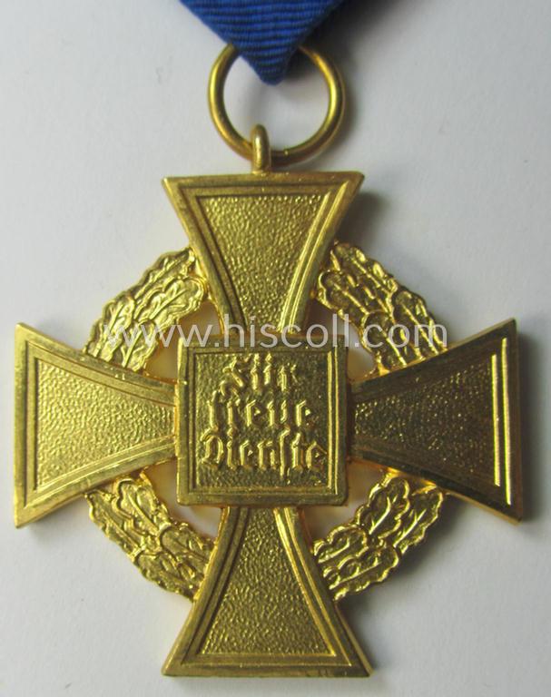 'Treuedienst Ehrenzeichen 1. Klasse' being a neatly maker (ie. '1'-) marked example that comes in its equally maker- (ie. 'Deschler'-) marked etui