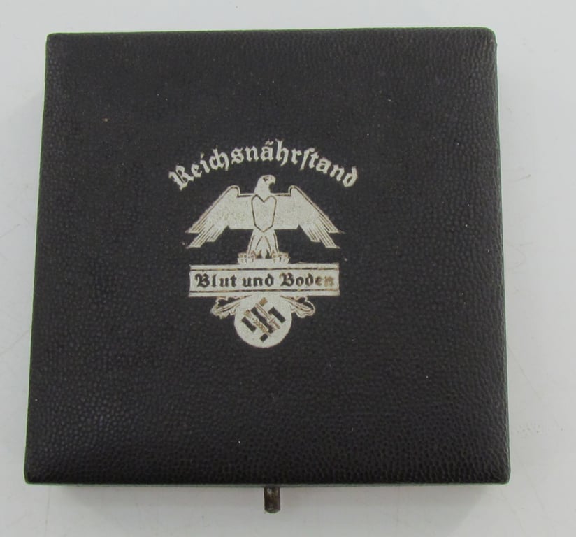 Blut und Boden 1938 Lagerbutter (60mm)