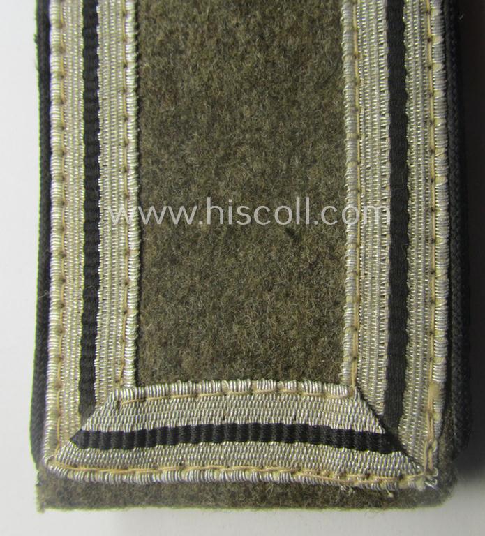 Single, RAD (ie. 'Reichsarbeitsdienst') NCO-type shoulderstrap (being of the 2nd pattern as used in the period between 1936-41) as was intended for an: 'RAD-Obertruppführer' (comparable with an: 'Unterfeldwebel'-rank)