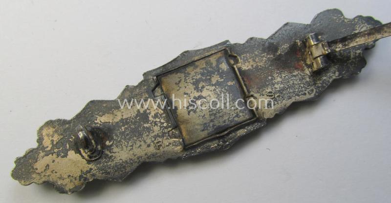 Attractive, so-called: 'Nahkampfspange in Silber' (or: silver-class close-combat clasp ie. CCC), being a neatly maker- (ie. 'R.S.'-) marked- and/or non-converse version (by the maker- ie. 'Hersteller': 'Rudolf Souval')