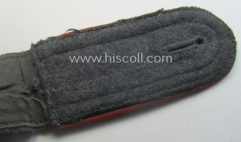 Single, WH (Luftwaffe) 'cyphered' NCO-type shoulderstrap: 'Uffz. u. Mitglied eines Flak-Artillerie-Unteroffiziersschule der Luftwaffe'