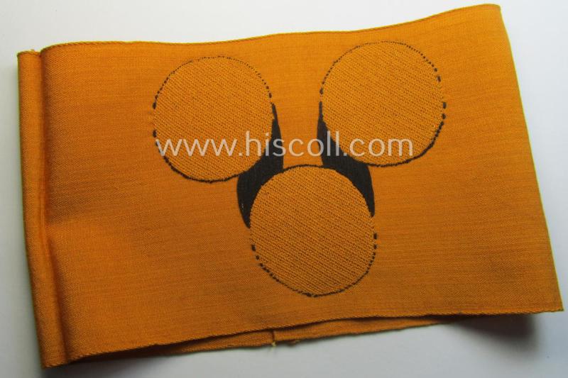 Armband (ie. 'Armbinde') depicting 3 black 'dots'  for war-blinded staff-members of the 'Deutsche Wehrmacht' (ie. 'Kriegsblinden')