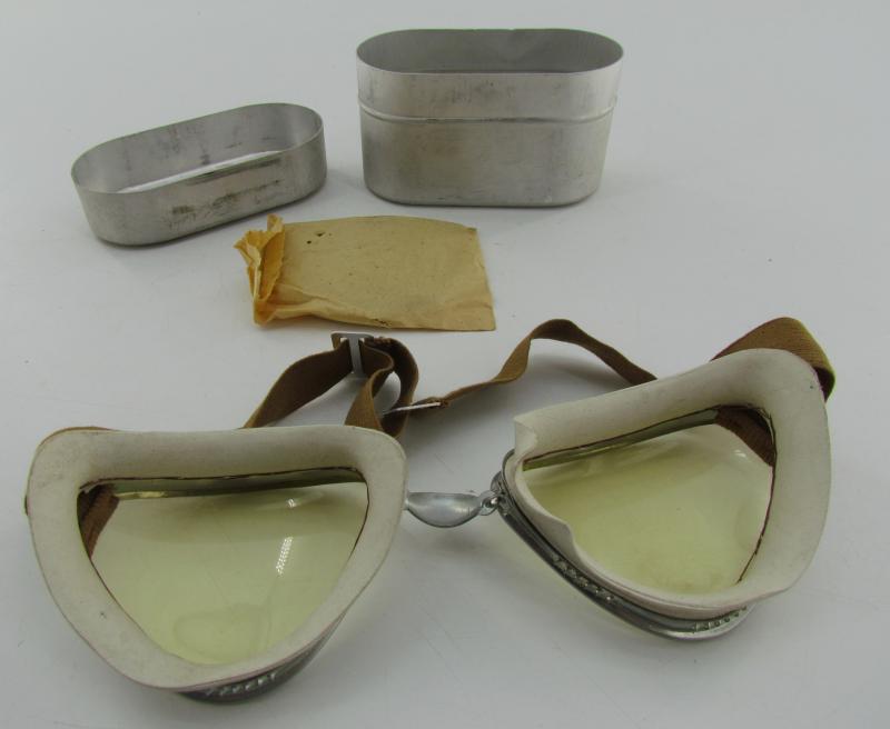 N.Raule Torino 1940's motorcycle goggles, with tin case