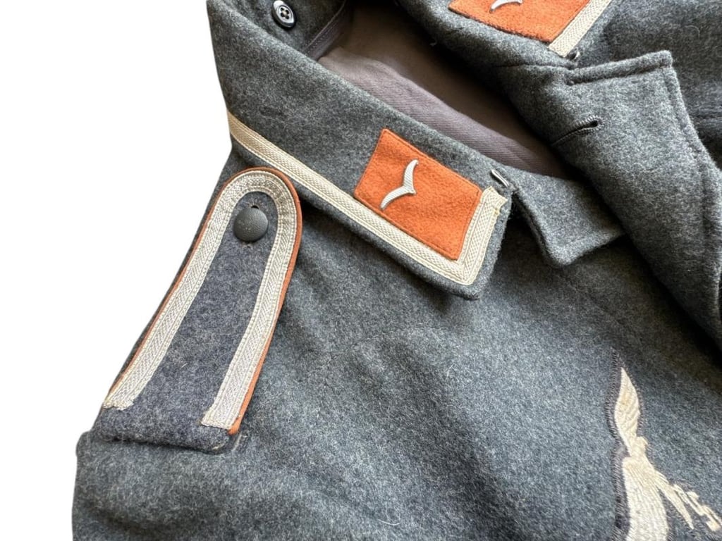 Luftwaffe Signals ( Nachrichten ) NCO Fliegerbluse with Afrika Cufftitle