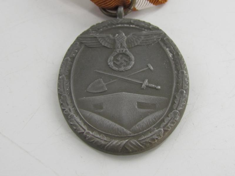 Westwall Medal ( Late War Zink )