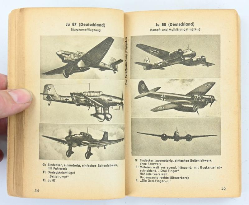 German LW Airplane Identification Booklet
