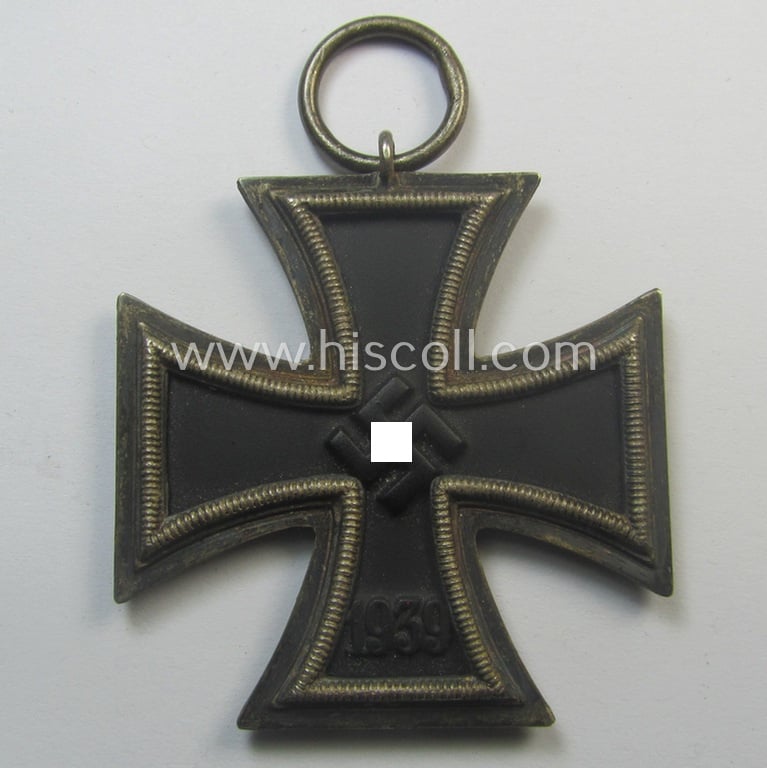 'Eisernes Kreuz II. Klasse' being a maker- (ie. '55'-) marked example by the maker (ie. 'Hersteller'): 'J.E. Hammer & Söhne'