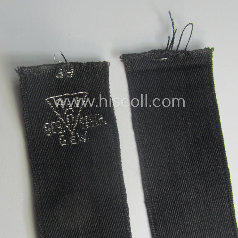 RAD (ie. 'Reichsarbeitsdienst') officers'-pattern, commemorative cuff-title (ie. 'Dienstärmelstreifen für Offiziere') depicting a capital 'W'-character (as was intended for commissioned-staff working on the various 'Westwall'-fortifications)
