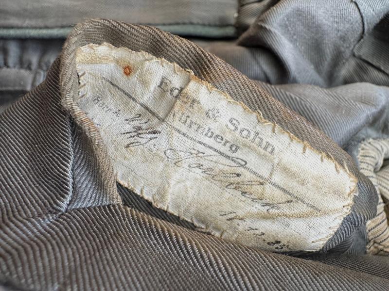 Wehrmacht (Heer) Infantry Officer’s "Waffenrock" – Hauptmann