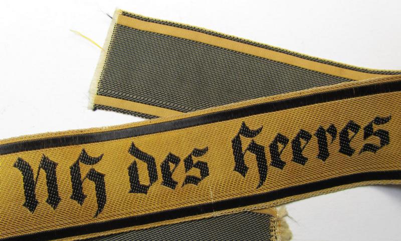 Superb - and actually scarcely encountered! - WH (Heeres) female-related cuff-title (ie. 'Ärmelstreifen') entitled: 'NH des Heeres' as was worn by the various (female) army 'Nachrichtenhelferinnen'