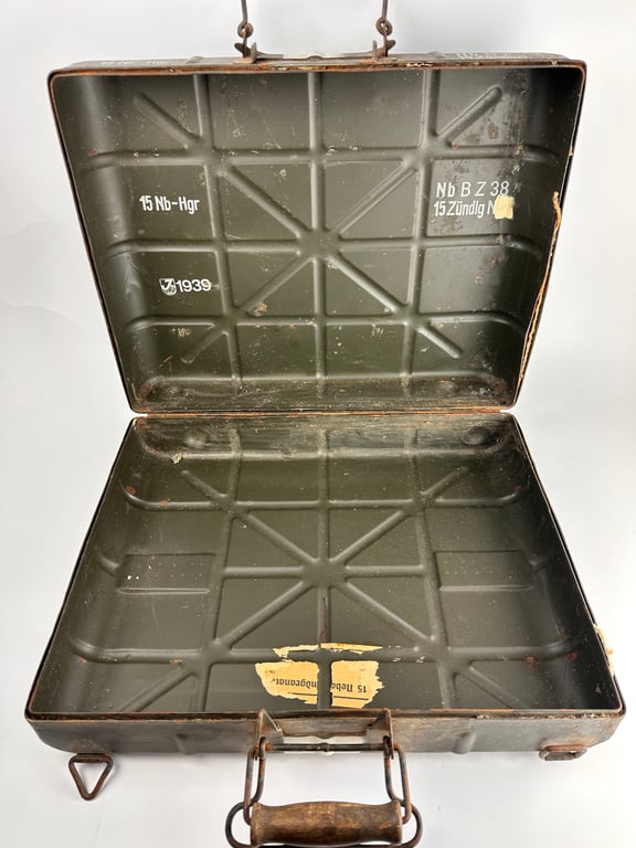 WW2 German Smoke Stick Grenade Box 1939
