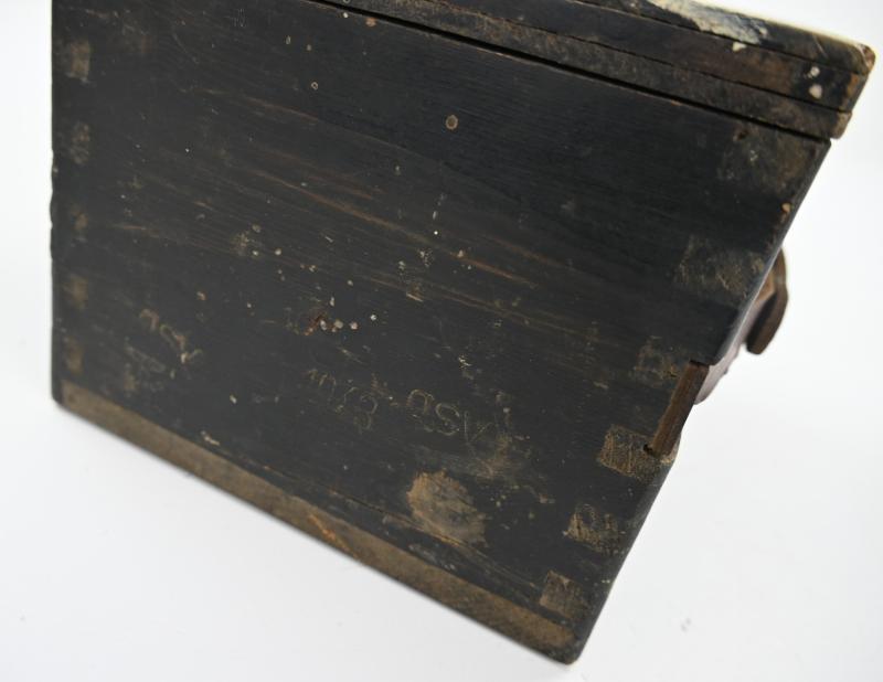 German WH Fuse Box for 9 S. Mi. 35