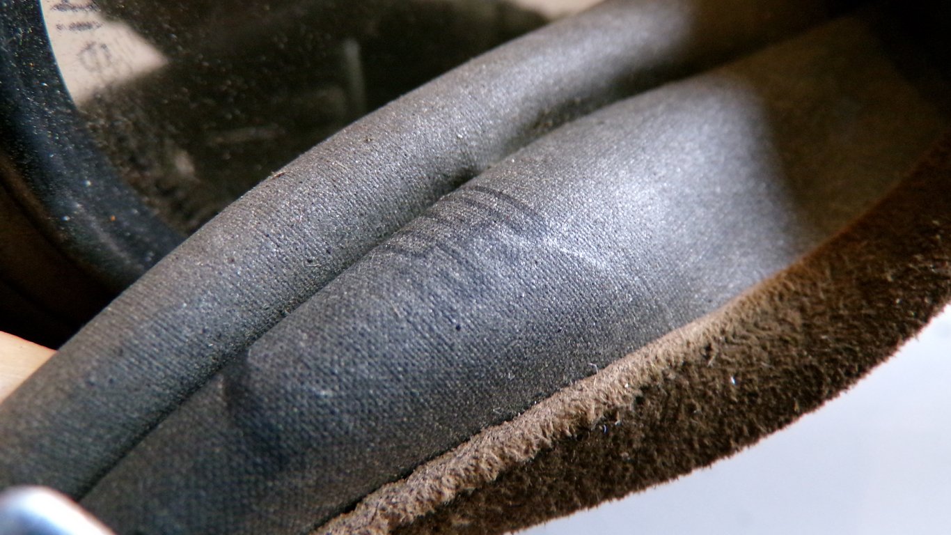 named and unit marked GM30 Gasmaske