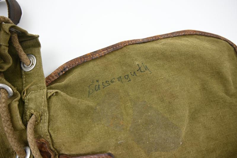 German WH Artillery Backpack